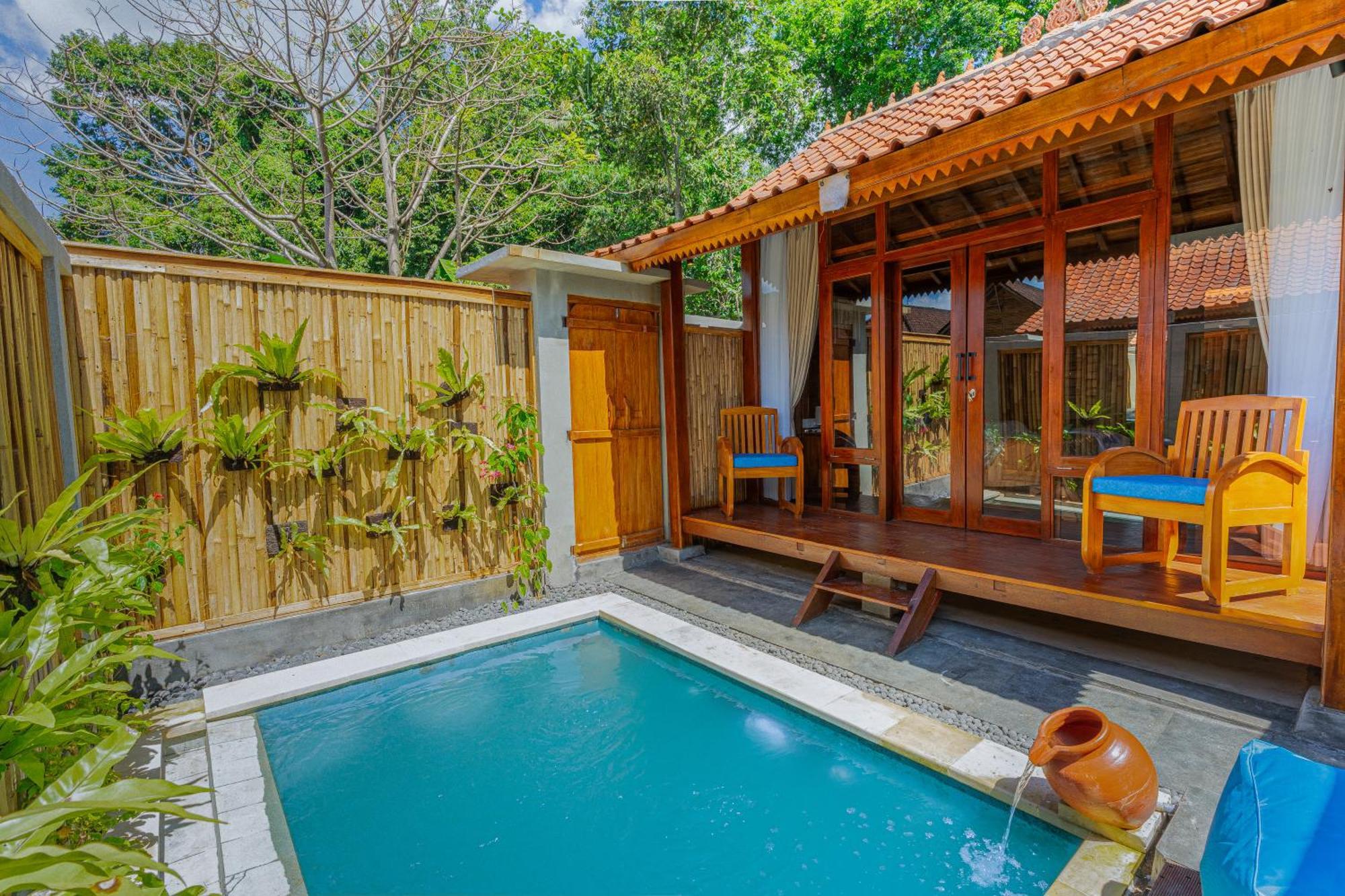 Ngesil Private Joglo & Pool Hotel Ubud  Bagian luar foto