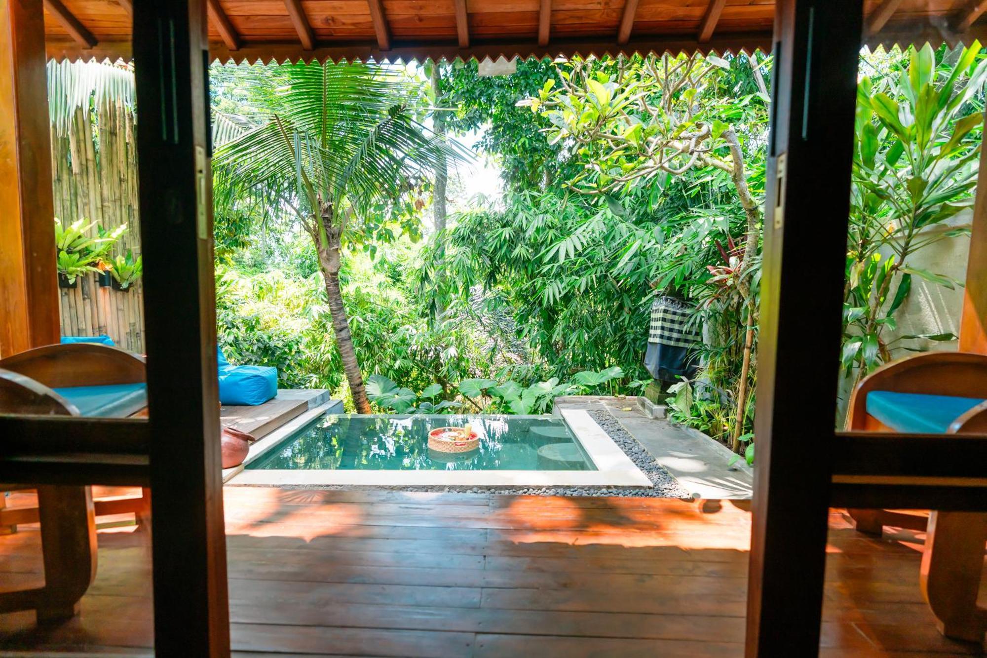 Ngesil Private Joglo & Pool Hotel Ubud  Bagian luar foto